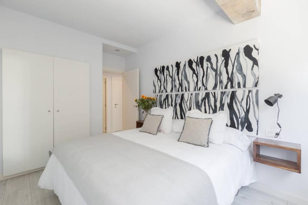 New Gorgeous Central Apartment - Beachfront - 3 Bd Σαν Σεμπαστιάν Εξωτερικό φωτογραφία