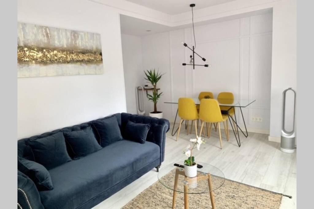 New Gorgeous Central Apartment - Beachfront - 3 Bd Σαν Σεμπαστιάν Εξωτερικό φωτογραφία