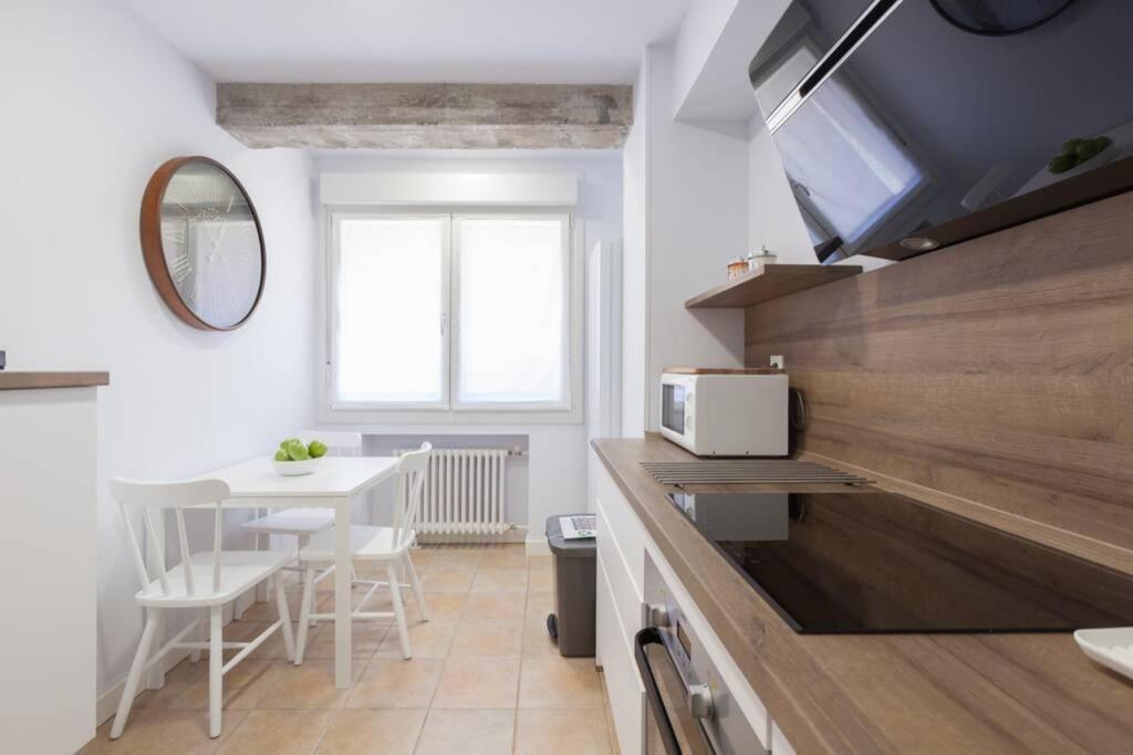 New Gorgeous Central Apartment - Beachfront - 3 Bd Σαν Σεμπαστιάν Εξωτερικό φωτογραφία