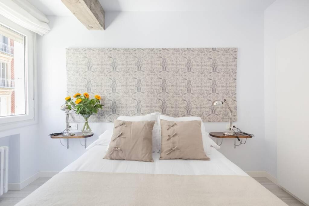 New Gorgeous Central Apartment - Beachfront - 3 Bd Σαν Σεμπαστιάν Εξωτερικό φωτογραφία