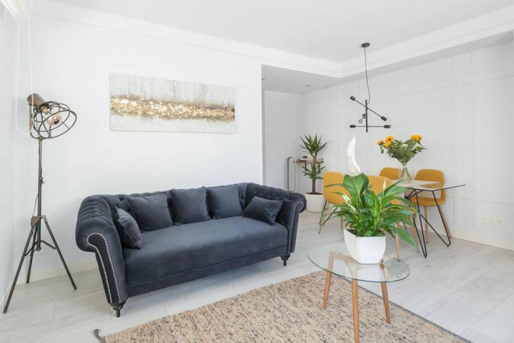 New Gorgeous Central Apartment - Beachfront - 3 Bd Σαν Σεμπαστιάν Εξωτερικό φωτογραφία