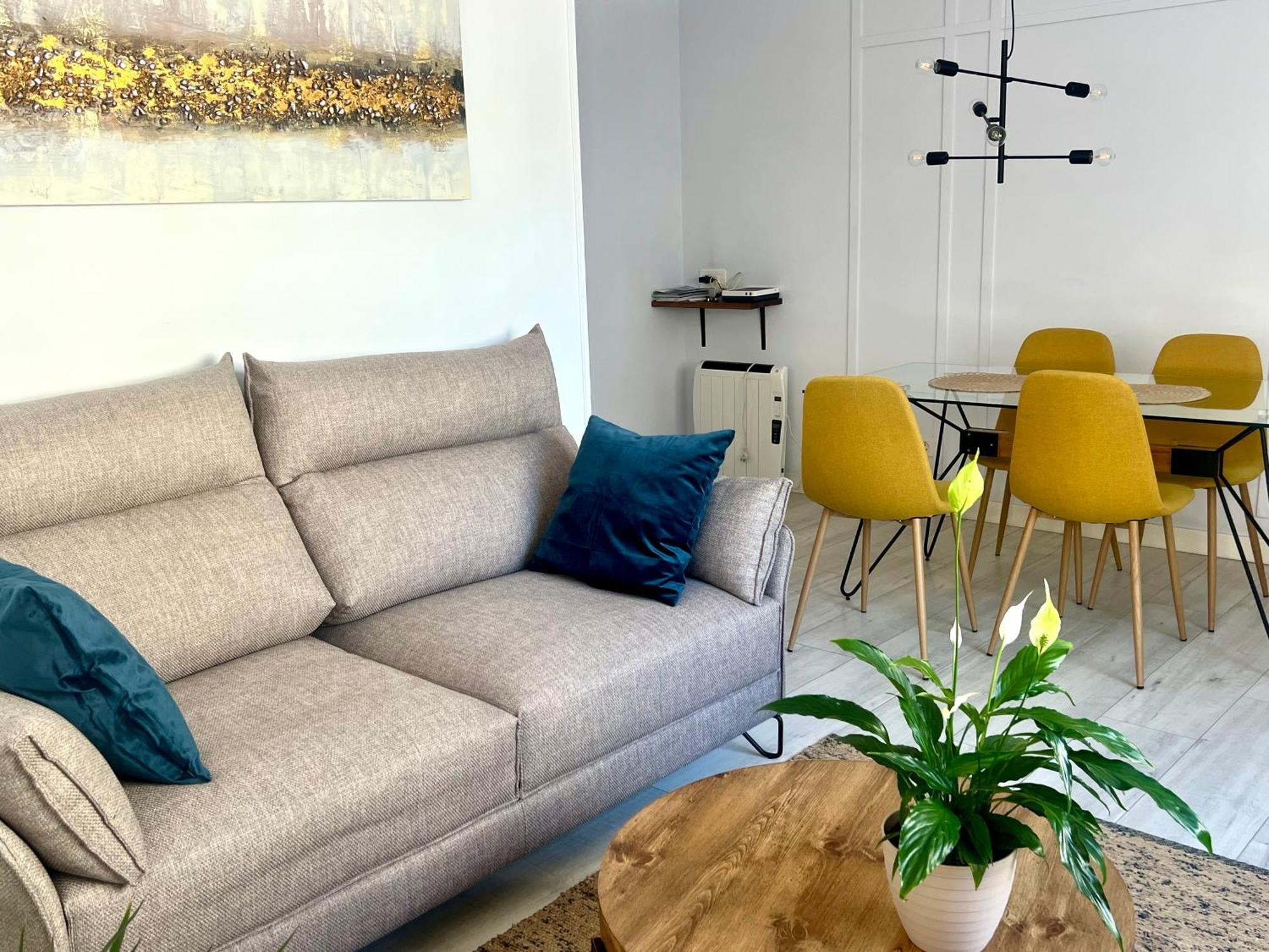 New Gorgeous Central Apartment - Beachfront - 3 Bd Σαν Σεμπαστιάν Εξωτερικό φωτογραφία