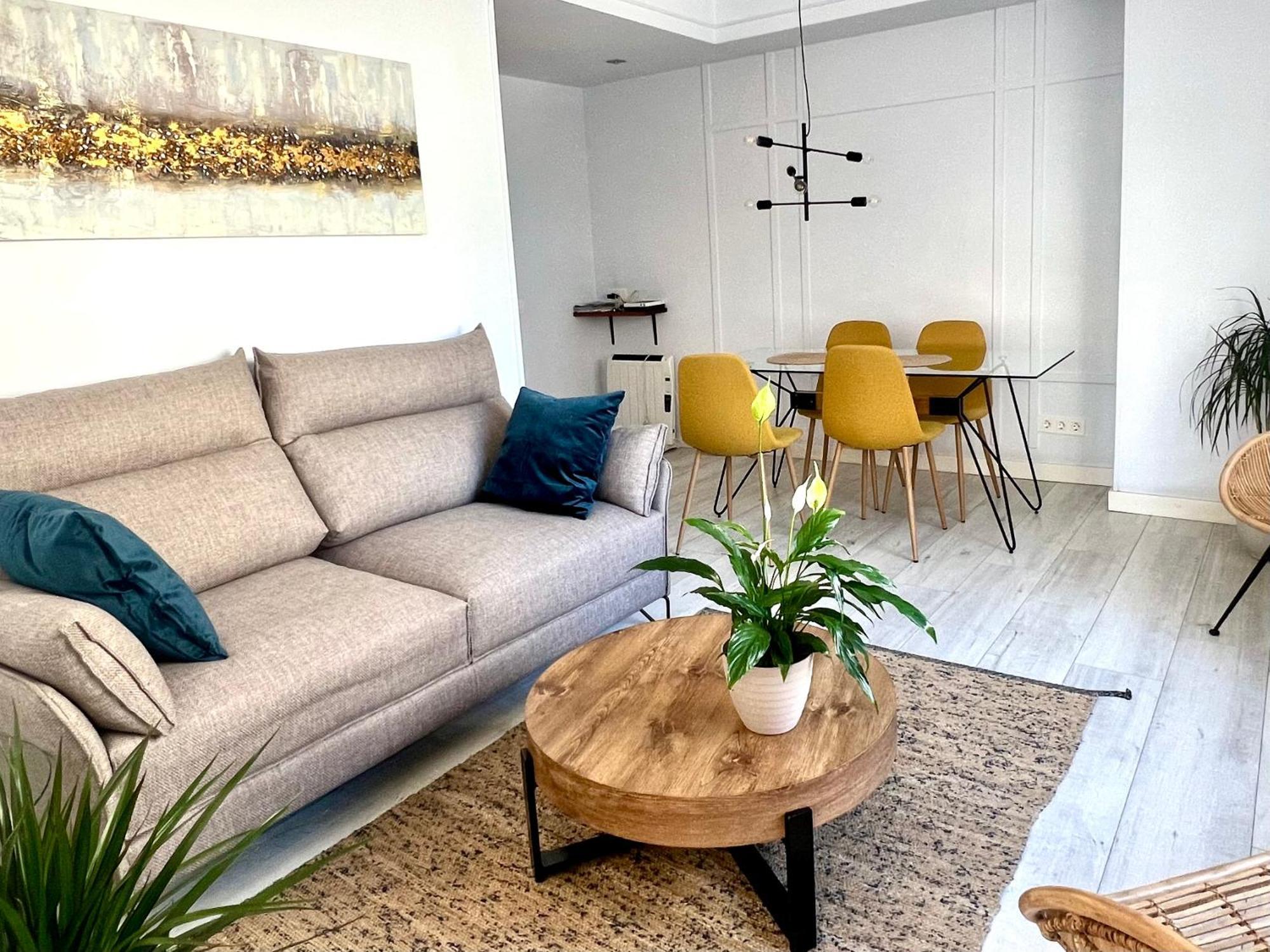 New Gorgeous Central Apartment - Beachfront - 3 Bd Σαν Σεμπαστιάν Εξωτερικό φωτογραφία